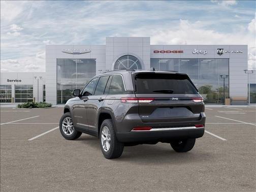 2025 Jeep Grand Cherokee Laredo X
