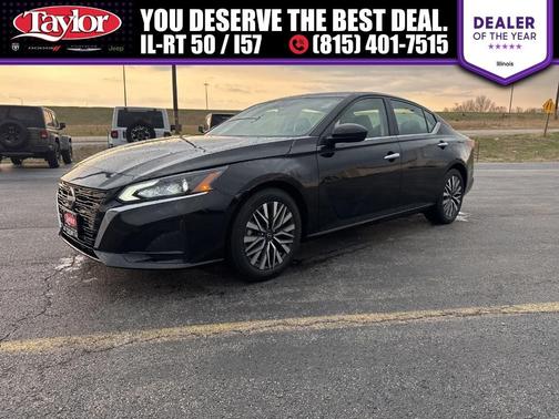 Super Black Clearcoat 2024 Nissan Altima 2.5 SV