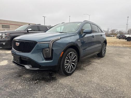 2025 Cadillac XT4 Sport