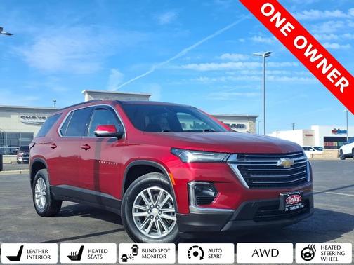 2023 Chevrolet Traverse LT Leather