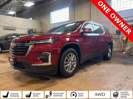 2023 Chevrolet Traverse LT Leather