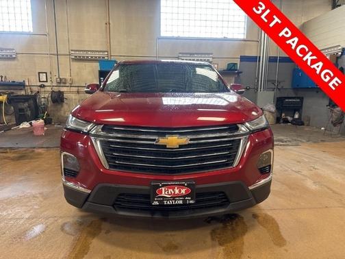 2023 Chevrolet Traverse LT Leather