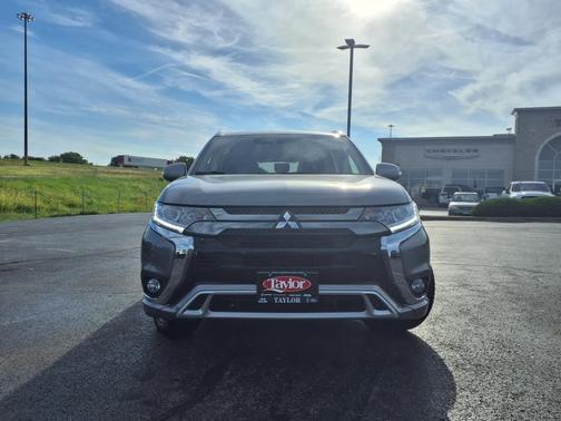 2022 Mitsubishi Outlander PHEV SEL