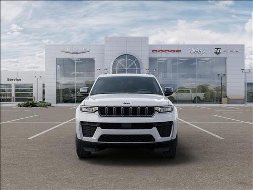 2026 Jeep Grand Cherokee Laredo