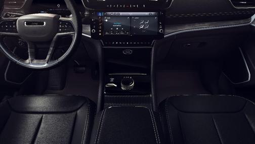 Silver Zynith 2026 Jeep Grand Cherokee Limited