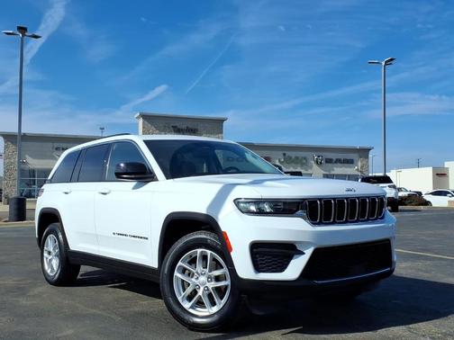 2023 Jeep Grand Cherokee Laredo