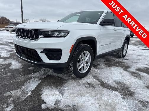 2023 Jeep Grand Cherokee Laredo