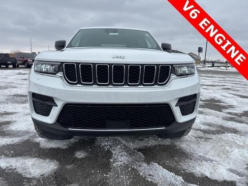 2023 Jeep Grand Cherokee Laredo