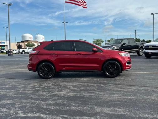 2022 Ford Edge ST Line