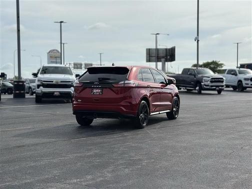 2022 Ford Edge ST Line