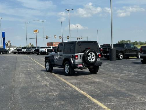 2020 Jeep Wrangler Sport