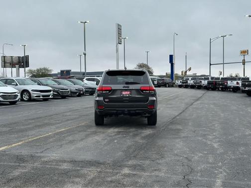 2021 Jeep Grand Cherokee Laredo X