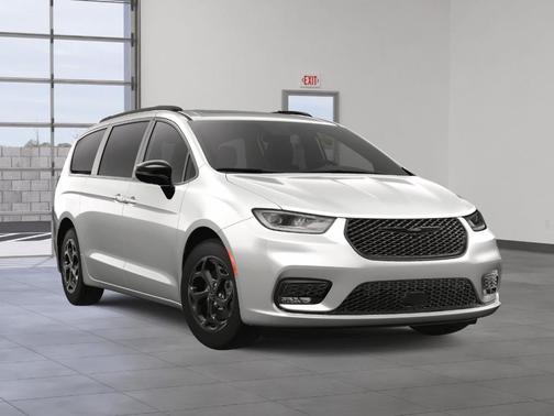 2025 Chrysler Pacifica Hybrid Select