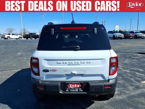 Oxford White 2025 Ford Bronco Sport Outer Banks