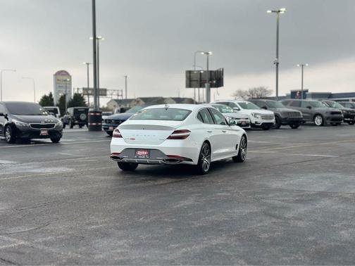 2024 Genesis G70 2.5T