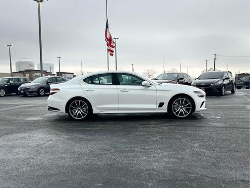 2024 Genesis G70 2.5T