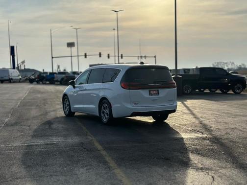 2024 Chrysler Pacifica Limited