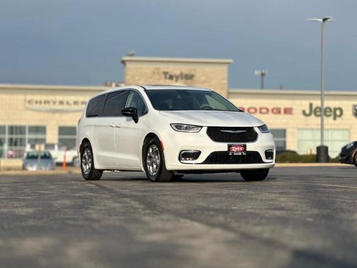 2024 Chrysler Pacifica Limited