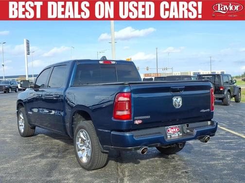 Patriot Blue Pearlcoat 2022 RAM 1500 Big Horn