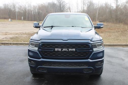 Patriot Blue Pearlcoat 2022 RAM 1500 Big Horn
