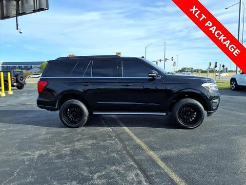 2022 Ford Expedition XLT