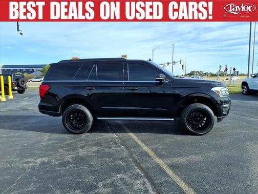 Black Metallic 2022 Ford Expedition XLT