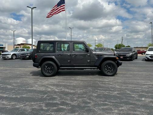 2025 Jeep Wrangler Sport