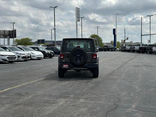 2025 Jeep Wrangler Sport
