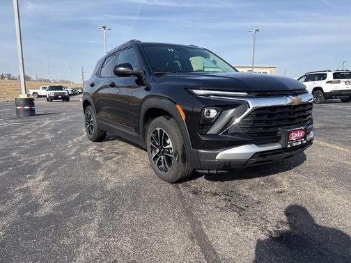 Mosaic Black Metallic 2025 Chevrolet Trailblazer LT