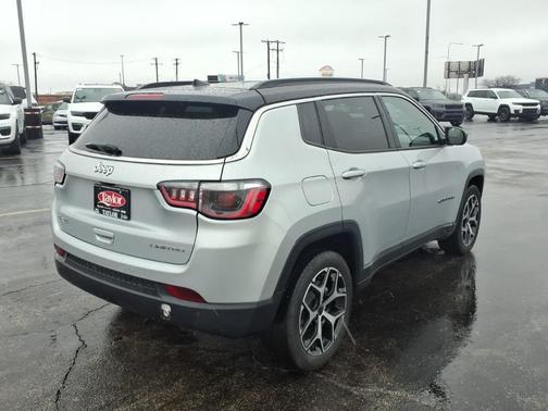 Silver Zynith 2025 Jeep Compass Limited