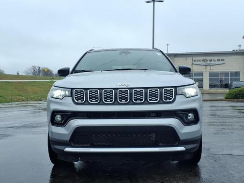 Silver Zynith 2025 Jeep Compass Limited