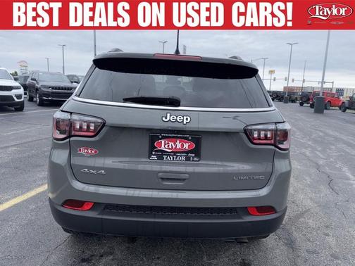 Sting Gray Clearcoat 2022 Jeep Compass Limited