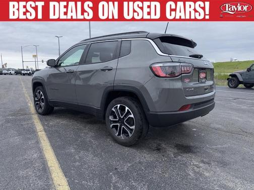 Sting Gray Clearcoat 2022 Jeep Compass Limited