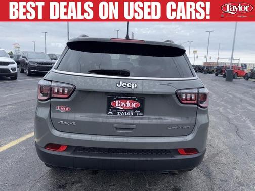 Sting Gray Clearcoat 2022 Jeep Compass Limited