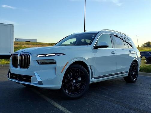 2024 BMW X7 xDrive40i