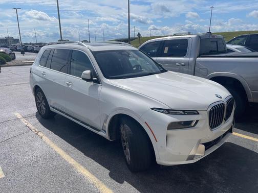 2024 BMW X7 xDrive40i