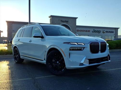 2024 BMW X7 xDrive40i
