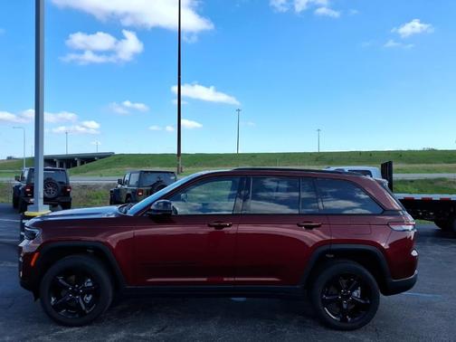 2023 Jeep Grand Cherokee Altitude