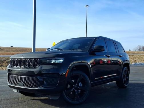 2023 Jeep Grand Cherokee Altitude