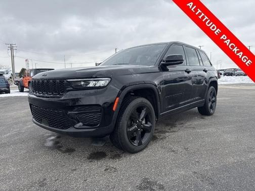 2023 Jeep Grand Cherokee Altitude