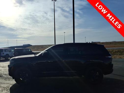 2023 Jeep Grand Cherokee Altitude