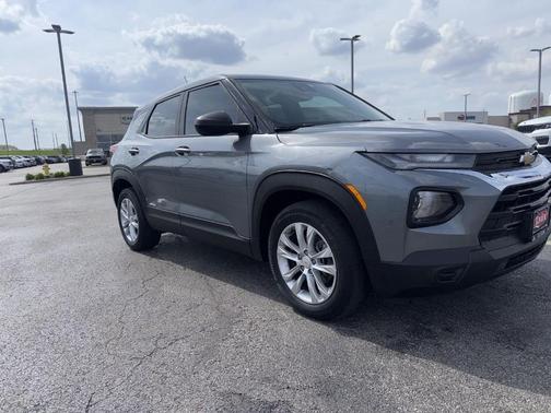 Satin Steel Metallic 2021 Chevrolet Trailblazer LS