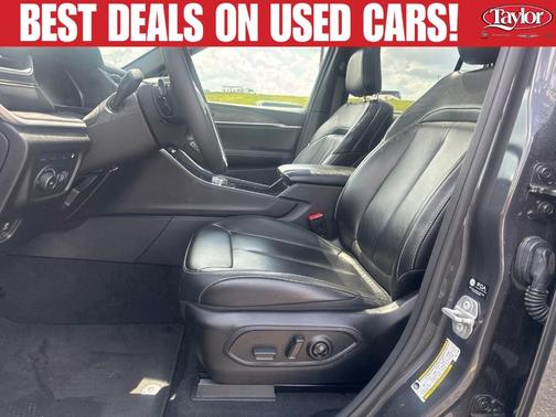Metallic 2024 Jeep Grand Cherokee 4xe Base