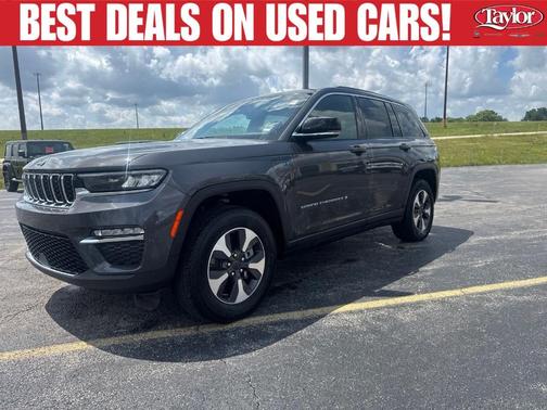 Metallic 2024 Jeep Grand Cherokee 4xe Base