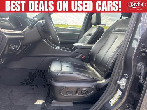 Metallic 2024 Jeep Grand Cherokee 4xe Base