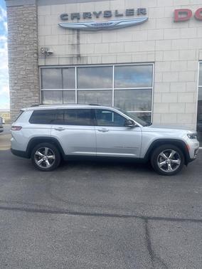 2023 Jeep Grand Cherokee L Laredo