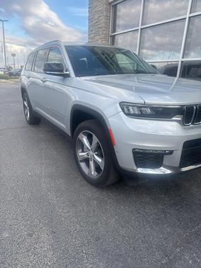 2023 Jeep Grand Cherokee L Laredo