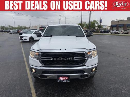Bright White Clearcoat 2022 RAM 1500 Big Horn