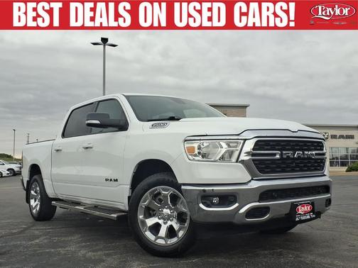 Bright White Clearcoat 2022 RAM 1500 Big Horn