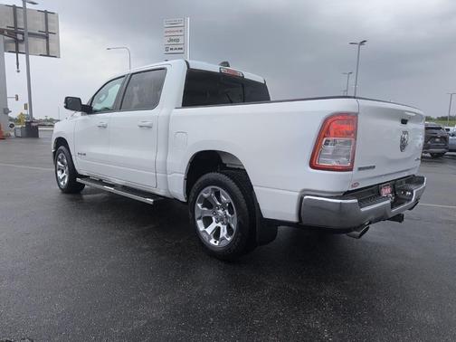 Bright White Clearcoat 2022 RAM 1500 Big Horn